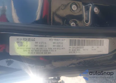 2017 Jeep Cherokee Latitude Fwd z USA, uszkodzony, nr VIN 1C4PJLCB5HD221673